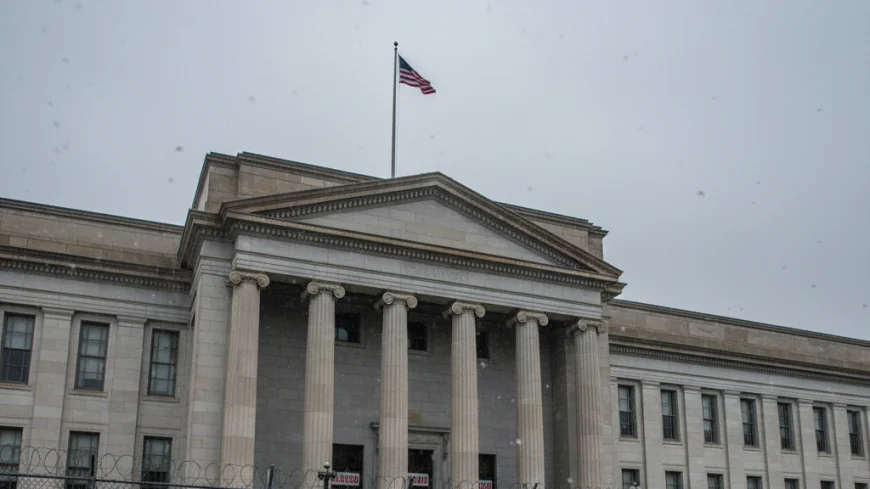 Longest US Government Shutdown Sways Public Trust Before Elections